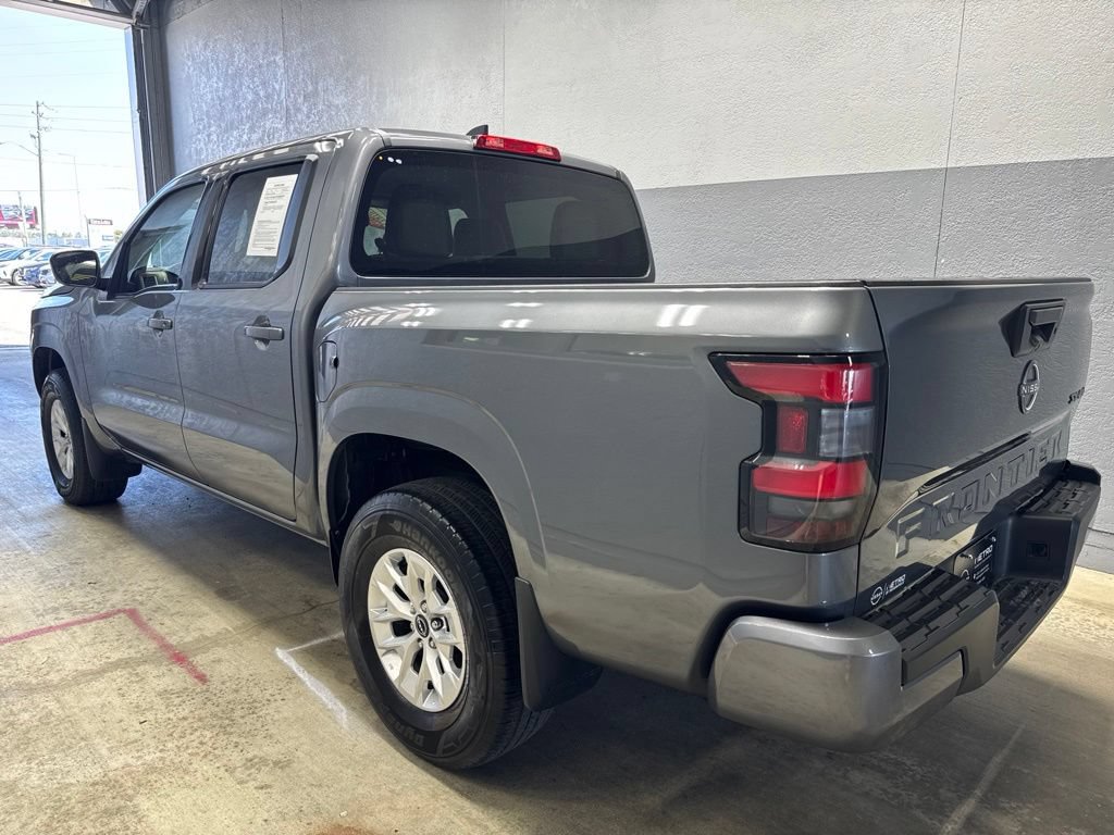Used 2024 Nissan Frontier SV AWD/4WD image 3