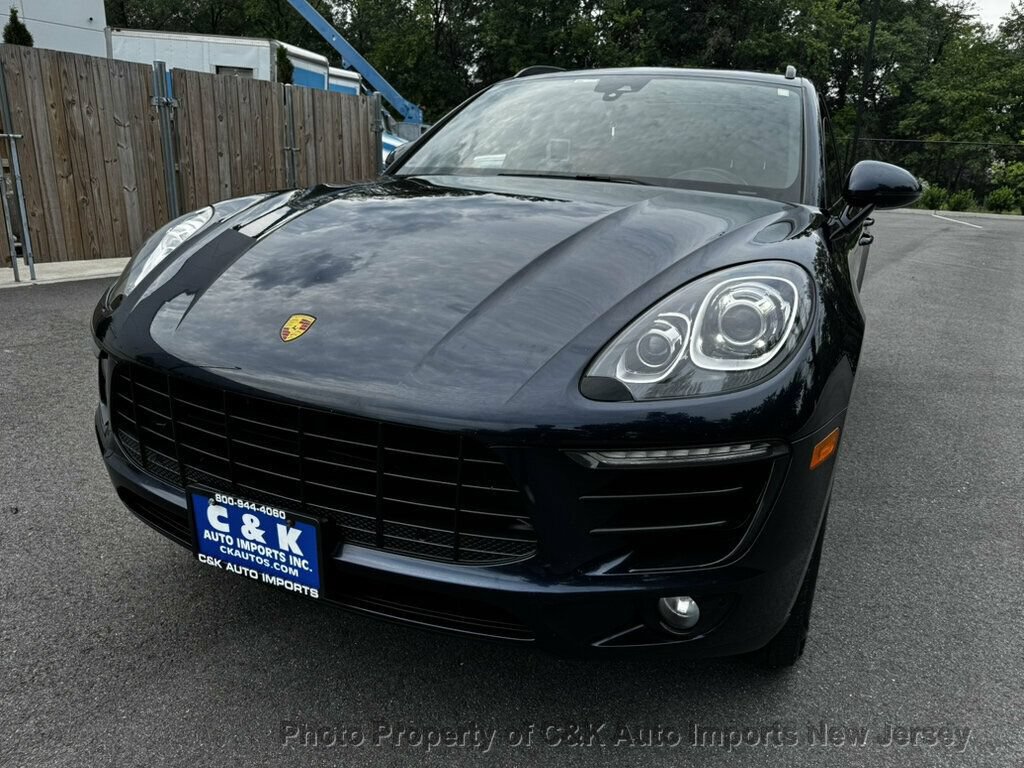 Used 2017 Porsche Macan AWD/4WD image 8