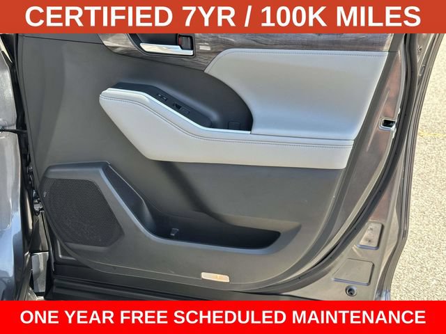 Used 2022 Toyota Highlander Platinum AWD/4WD image 8