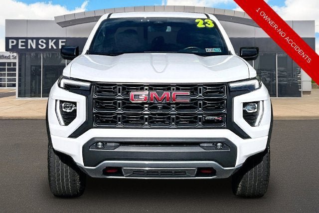 Used 2023 GMC Canyon AT4 w/ Technology Package AWD/4WD image 3