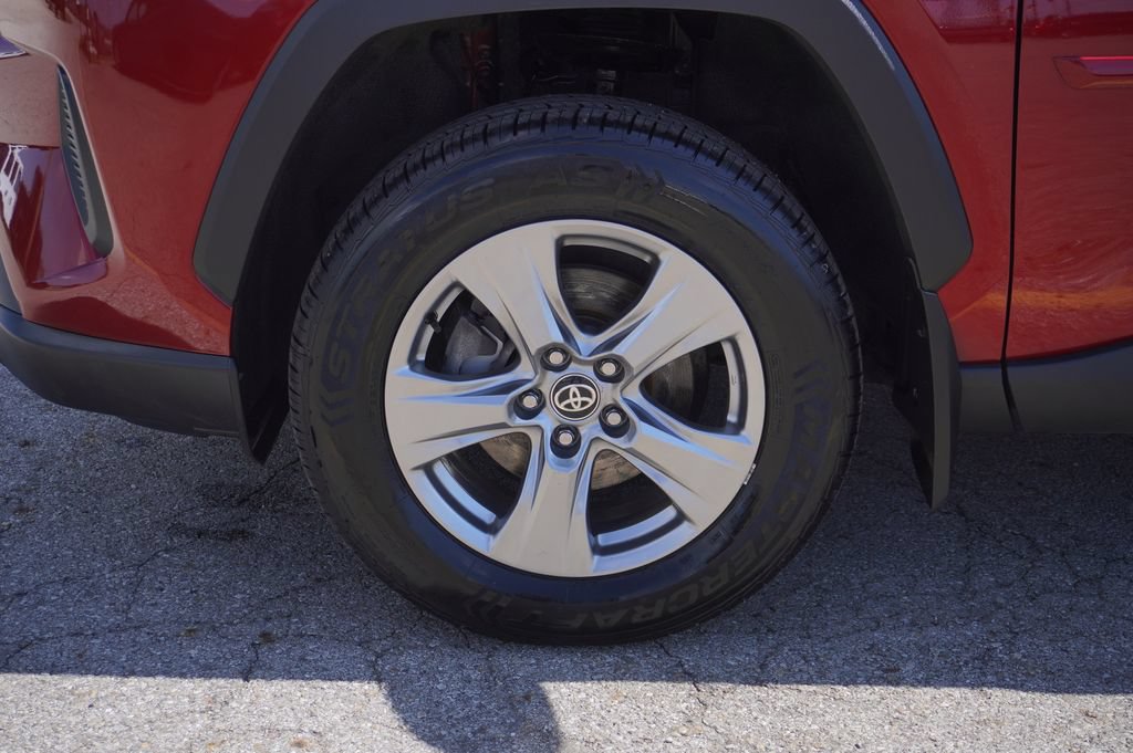 Used 2024 Toyota RAV4 XLE w/ Weather Package AWD/4WD image 10
