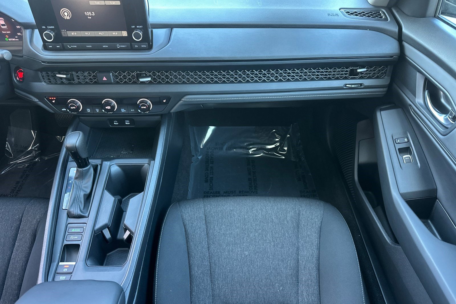 Used 2025 Honda Accord SE image 28