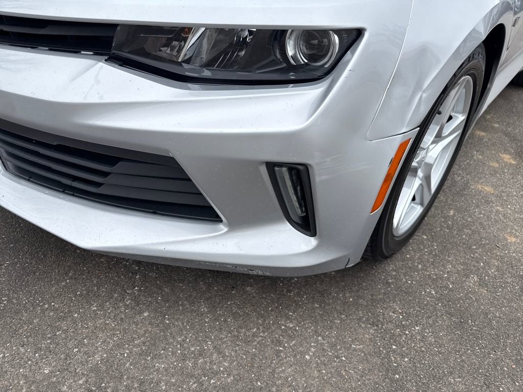 Used 2018 Chevrolet Camaro LT image 38