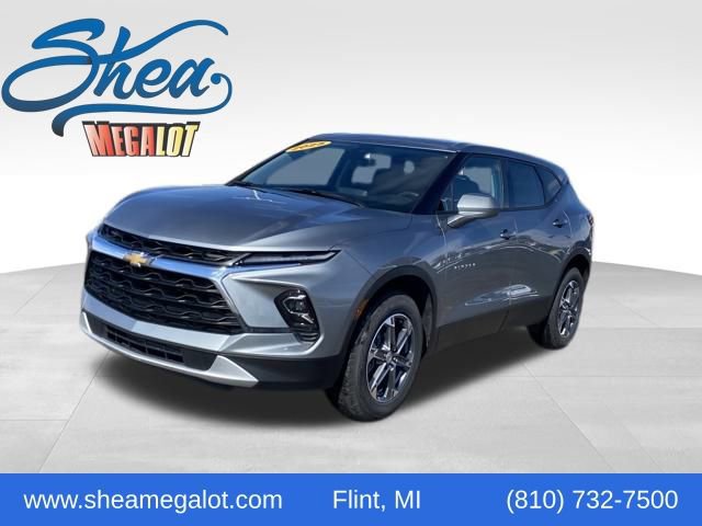Certified 2025 Chevrolet Blazer LT FWD image 1