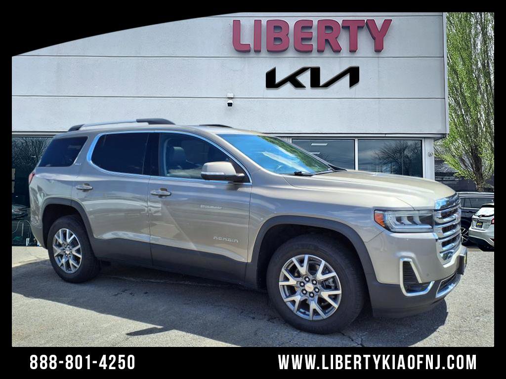 Used 2022 GMC Acadia SLT w/ Technology Package