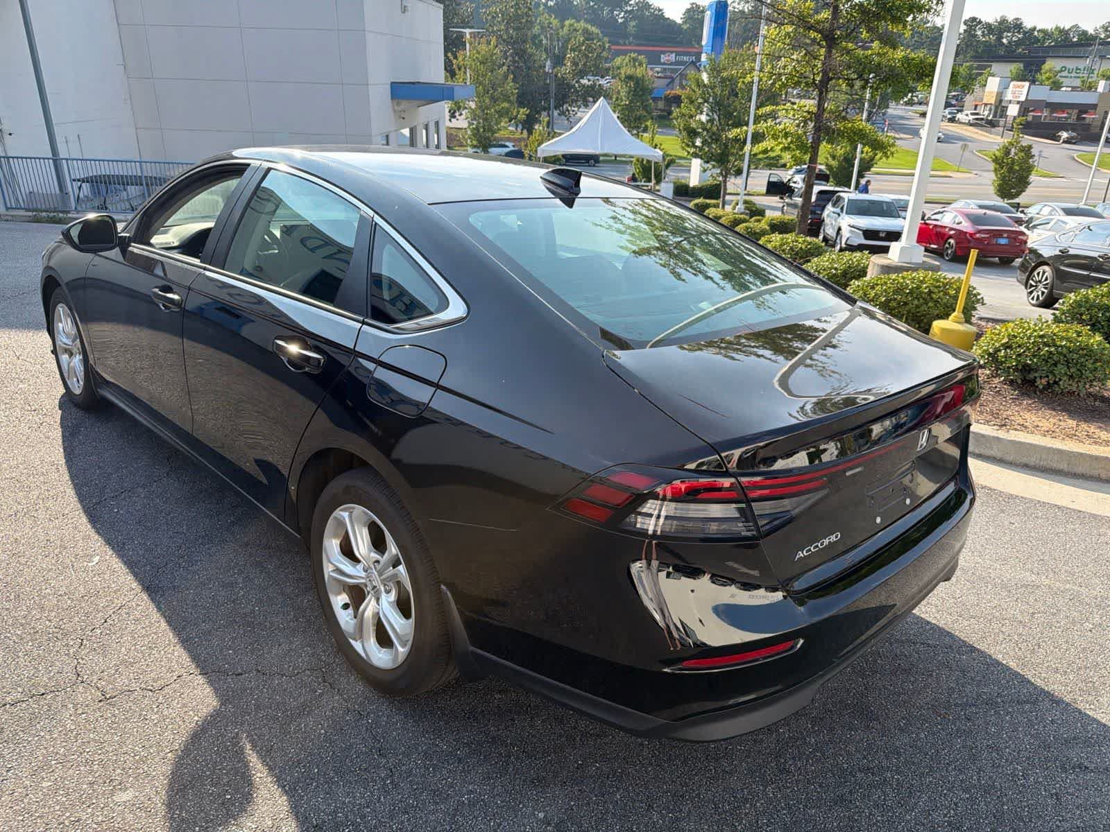 Used 2024 Honda Accord LX image 9