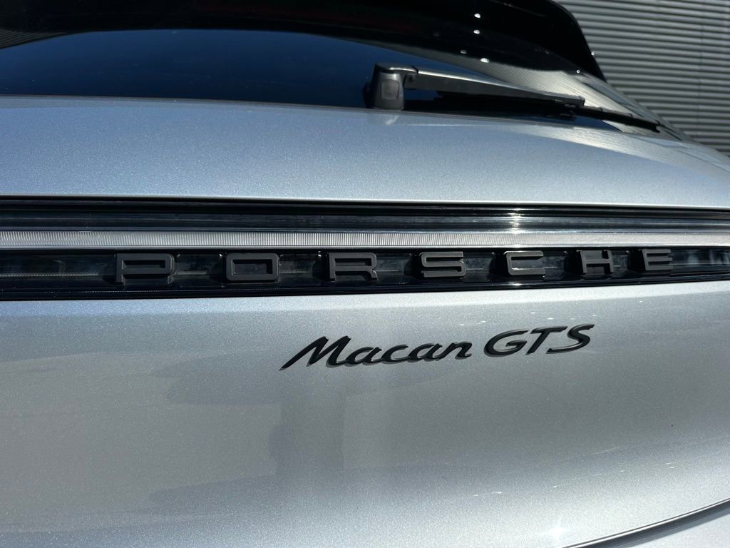 Certified 2023 Porsche Macan GTS AWD/4WD image 14