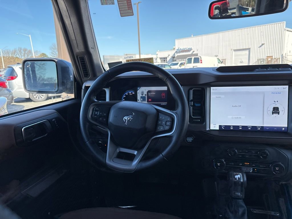 Used 2023 Ford Bronco Outer Banks image 9