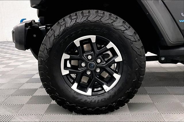 Used 2025 Jeep Wrangler Unlimited Rubicon 4xe w/ Safety Group image 10