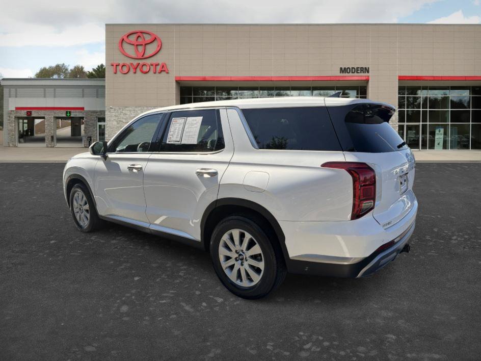 Used 2025 Hyundai Palisade SE FWD image 6