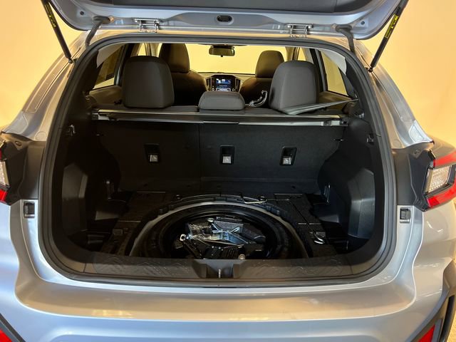 Used 2024 Subaru Crosstrek 2.0i Premium image 5