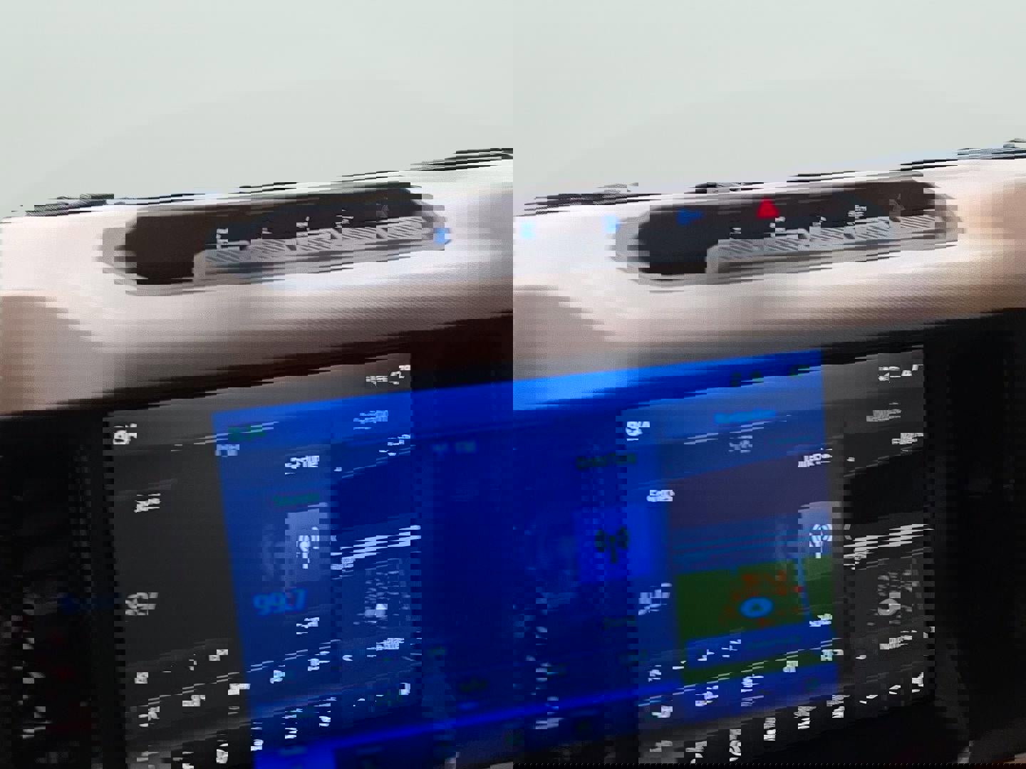 Used 2024 Ford Bronco Wildtrak image 12