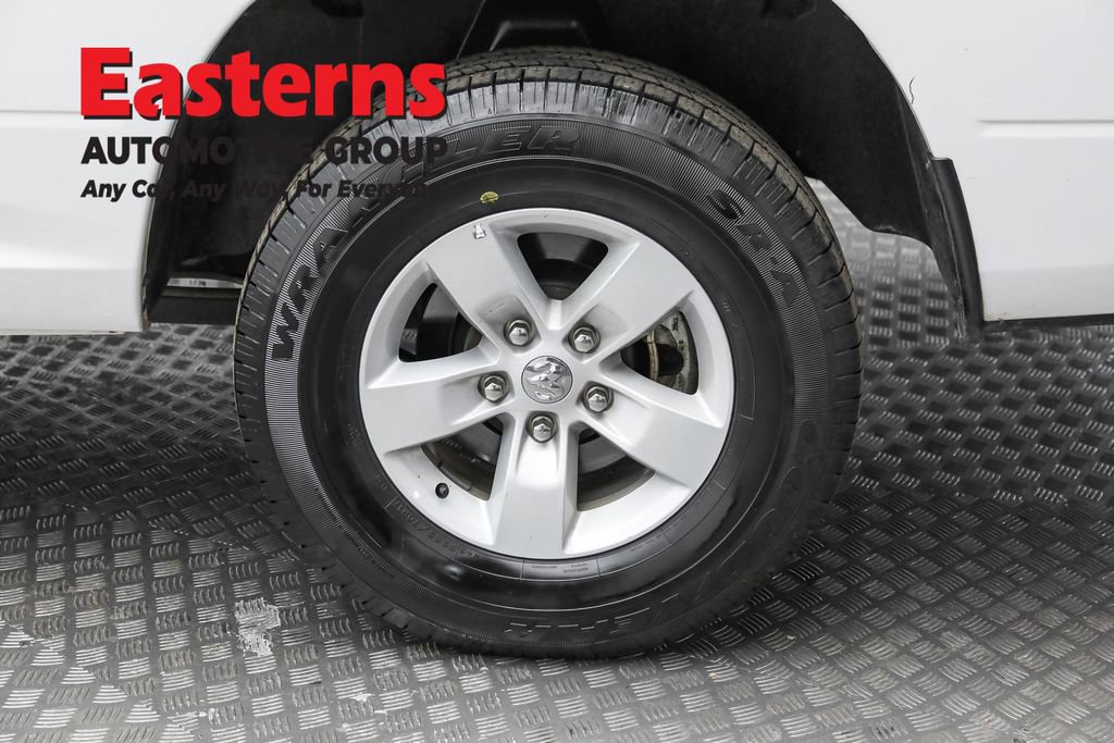 Used 2024 RAM 1500 Classic SLT image 8