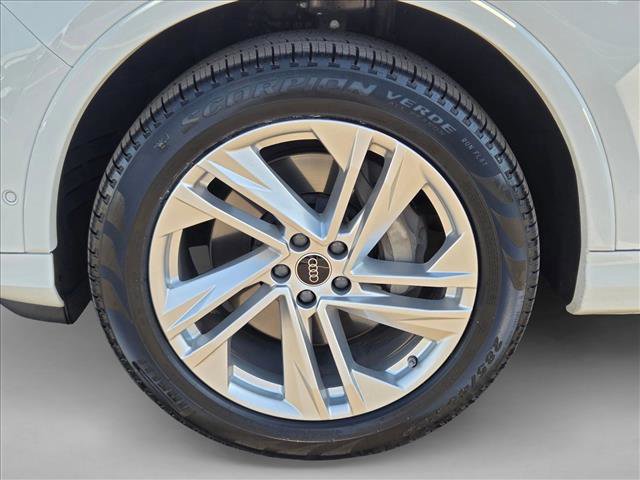 Certified 2023 Audi Q7 3.0T Premium w/ Convenience Package image 23