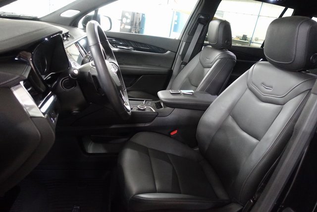 Used 2024 Cadillac XT6 Premium Luxury w/ LPO, Floor Liner Package image 10
