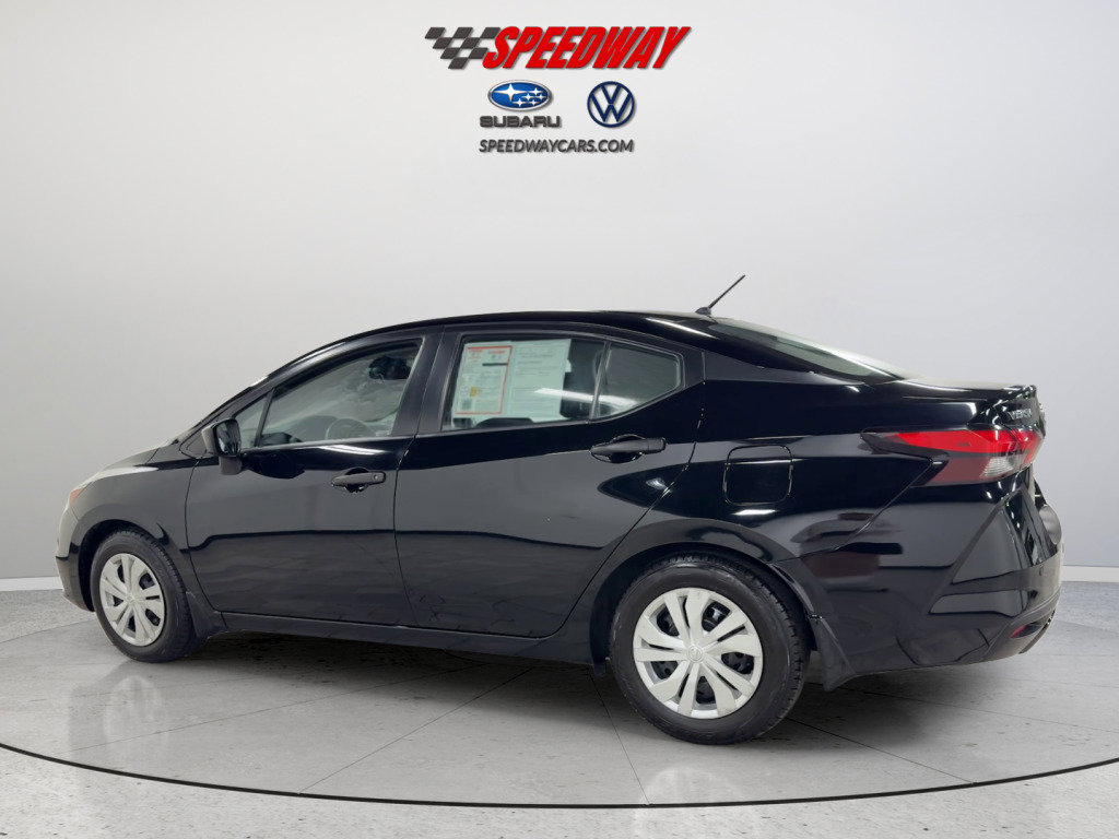 Used 2022 Nissan Versa S w/ Trunk Package image 7