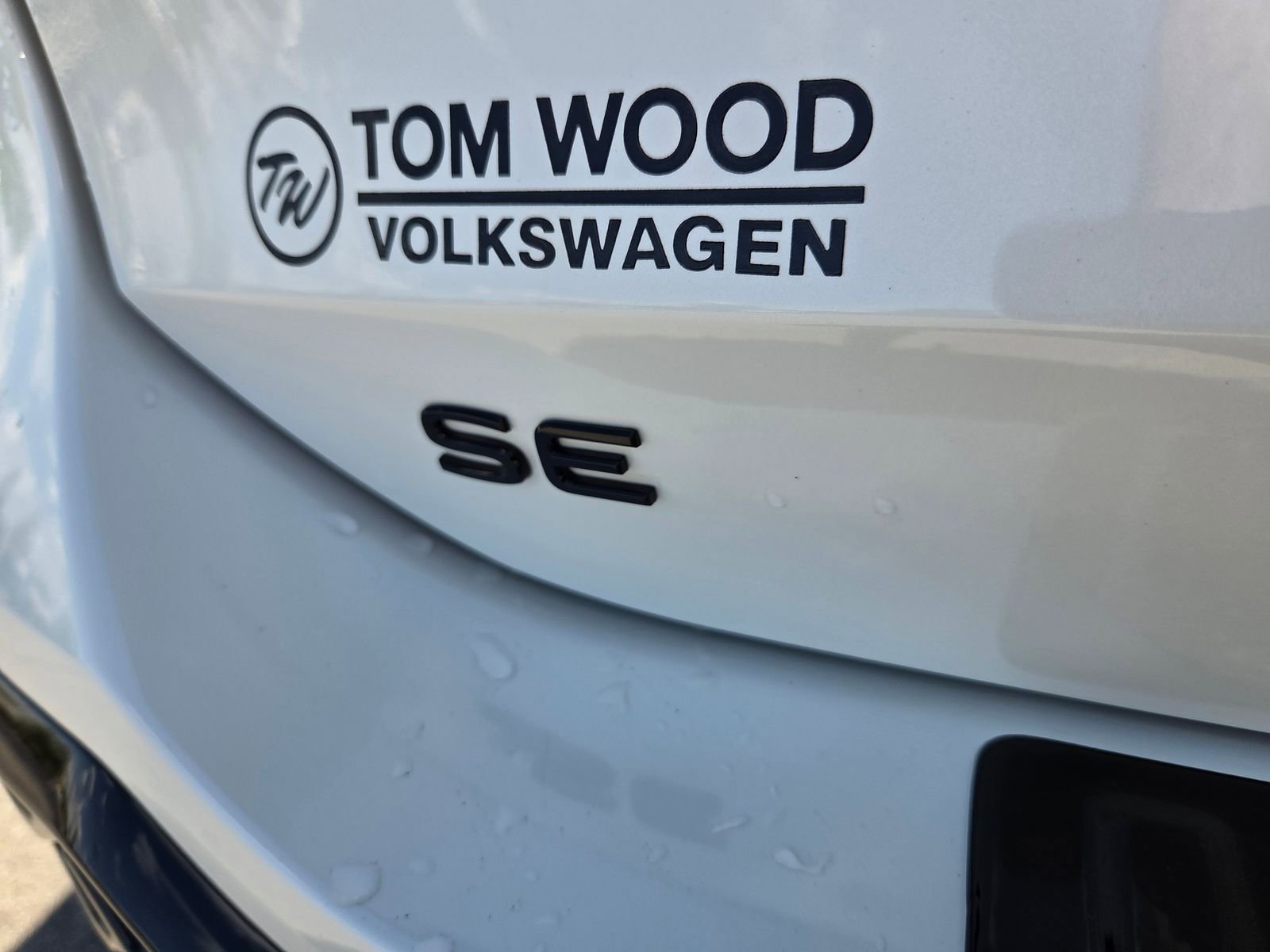 New 2026 Volkswagen Tiguan SE R-Line AWD/4WD image 13