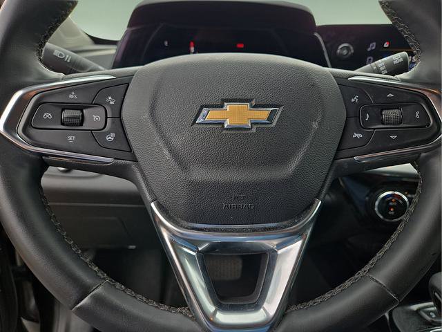 Used 2025 Chevrolet Trax LT w/ Driver Confidence Package FWD image 31