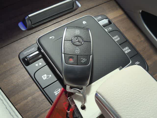 New 2026 Mercedes-Benz GLS 580 4MATIC image 37