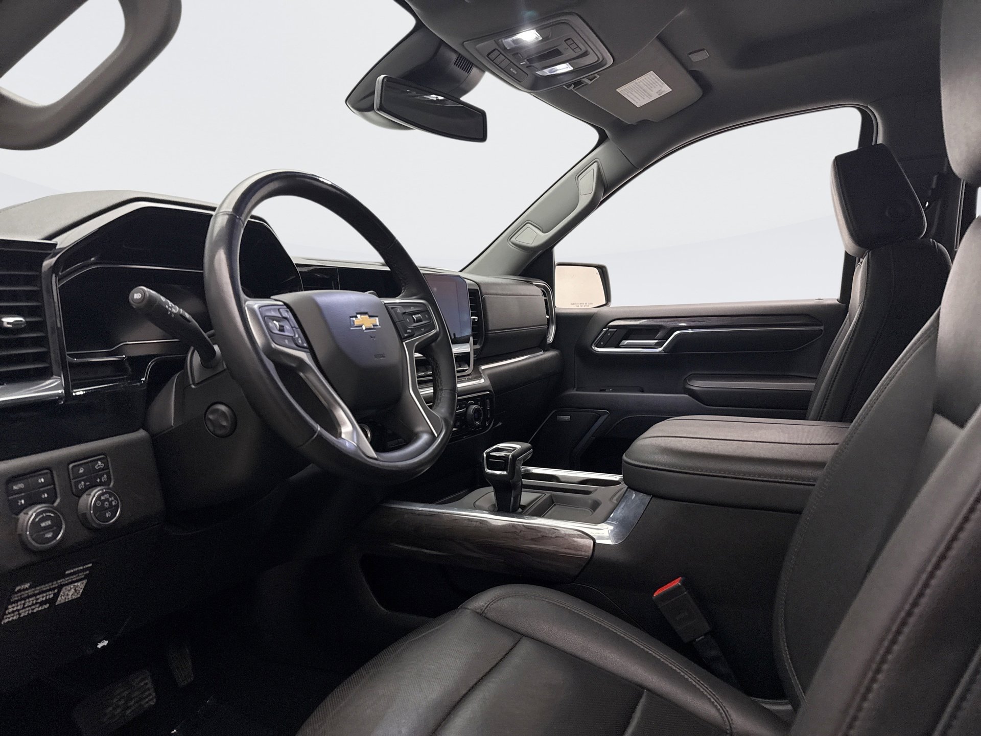 Used 2024 Chevrolet Silverado 1500 LTZ w/ LTZ Convenience Package II image 10