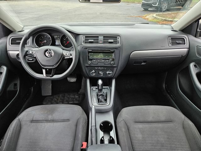 Used 2015 Volkswagen Jetta SE FWD image 13