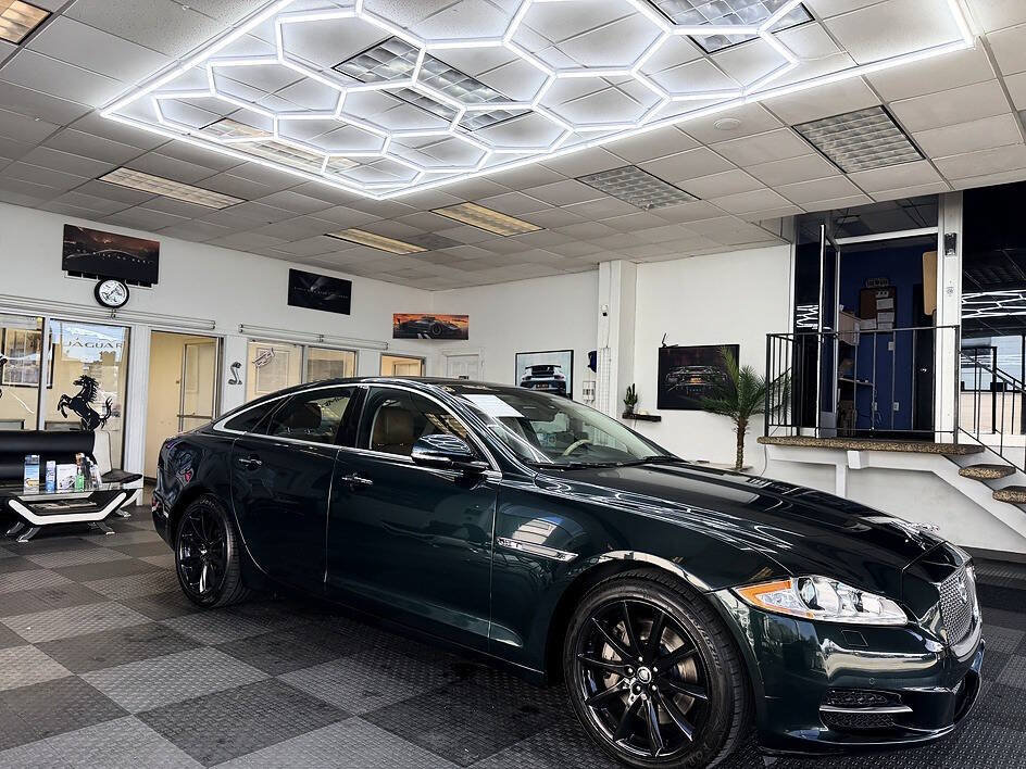 Used 2013 Jaguar XJ AWD image 1