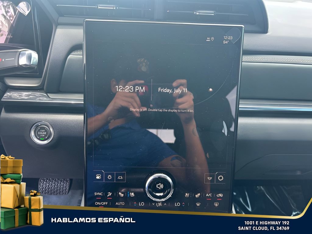 New 2026 GMC Terrain AT4 w/ Convenience Package III image 18