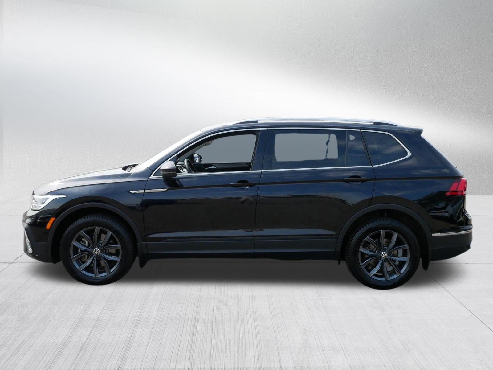 Certified 2023 Volkswagen Tiguan SE AWD/4WD image 4