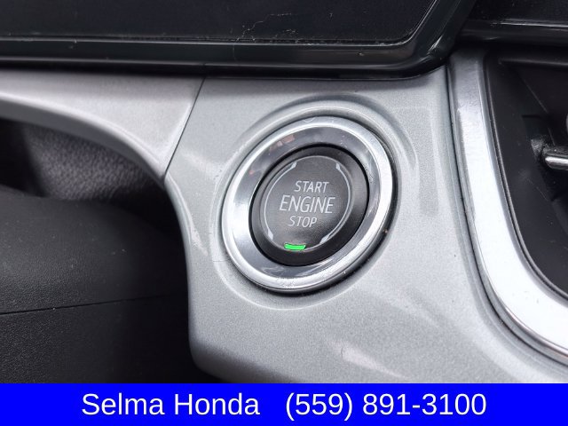 Used 2024 Chevrolet Trax LT w/ LT Convenience Package FWD image 17