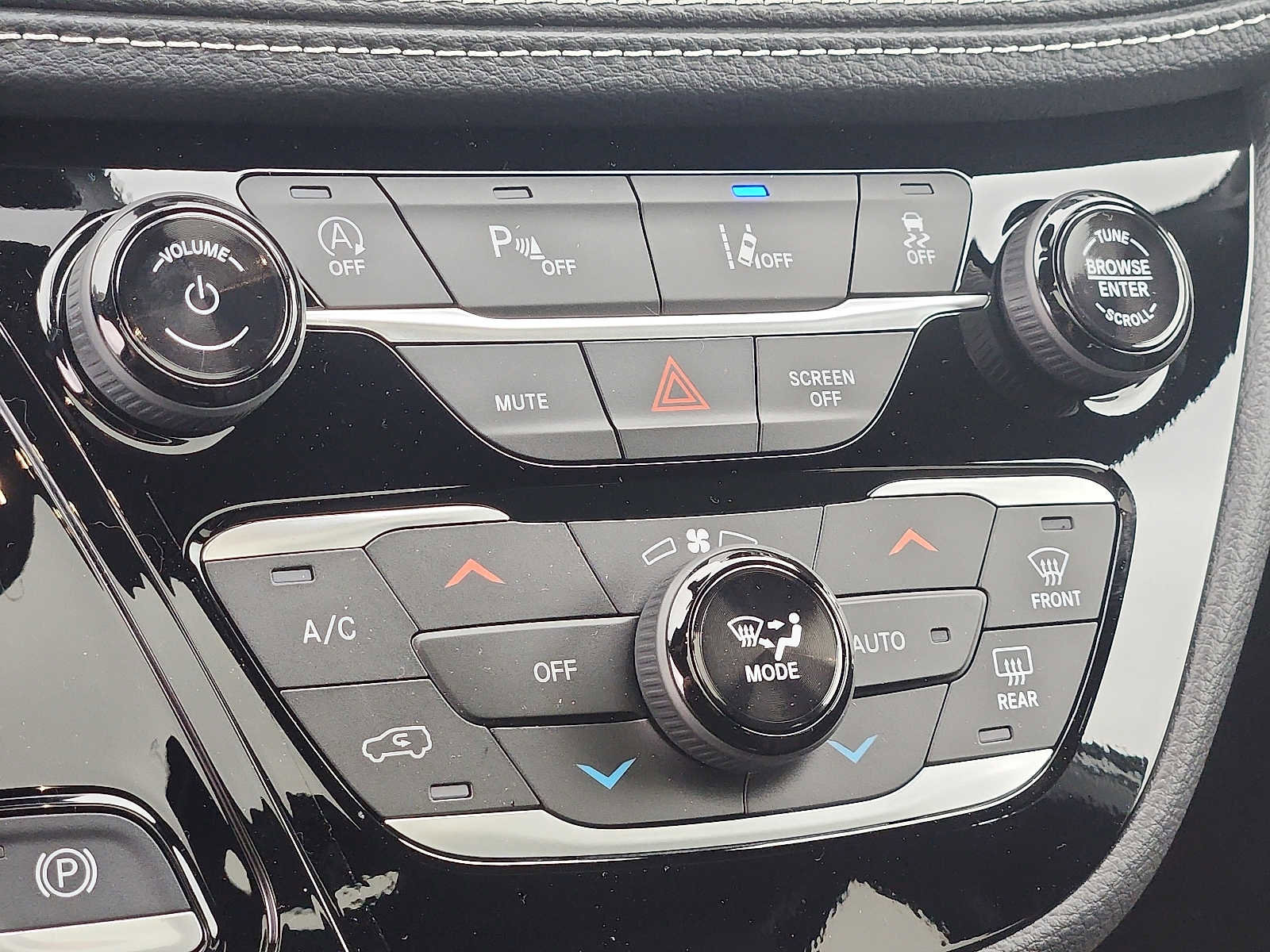 New 2026 Chrysler Pacifica Select image 12