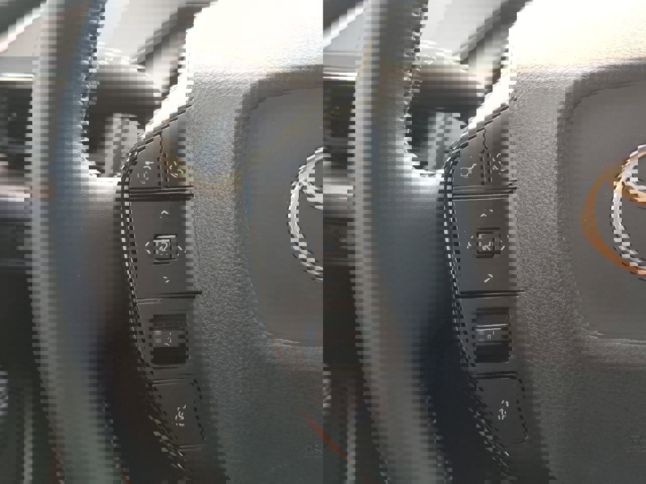 Used 2023 Toyota Prius XLE image 20