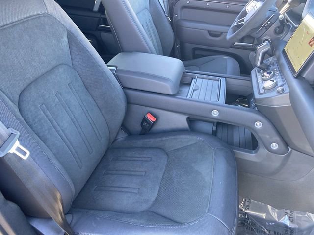 Used 2024 Land Rover Defender 110 Carpathian Edition image 11