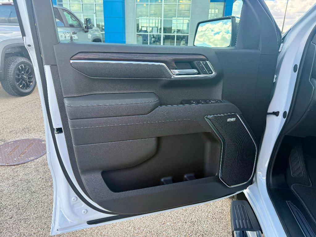 New 2026 GMC Sierra 1500 SLT w/ SLT Premium Package image 11