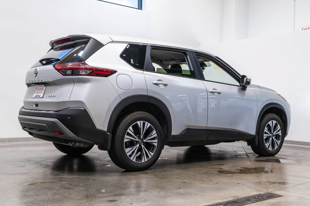 Used 2023 Nissan Rogue SV AWD/4WD image 9