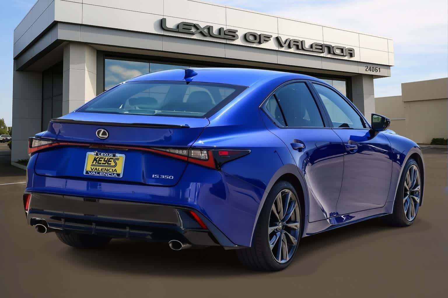 Used 2025 Lexus IS 350 F Sport w/ Accessory Package 2 RWD image 4