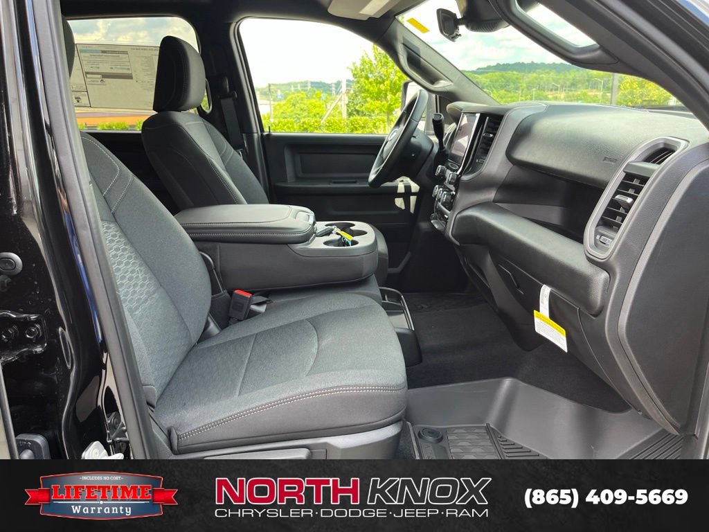 New 2026 RAM 2500 Warlock AWD/4WD image 24