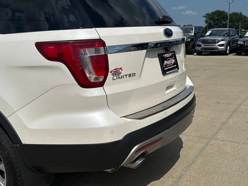 Used 2016 Ford Explorer Limited AWD/4WD image 13