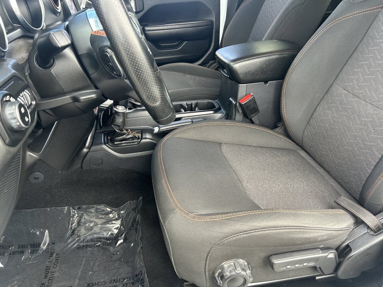 Used 2021 Jeep Gladiator Mojave AWD/4WD image 24
