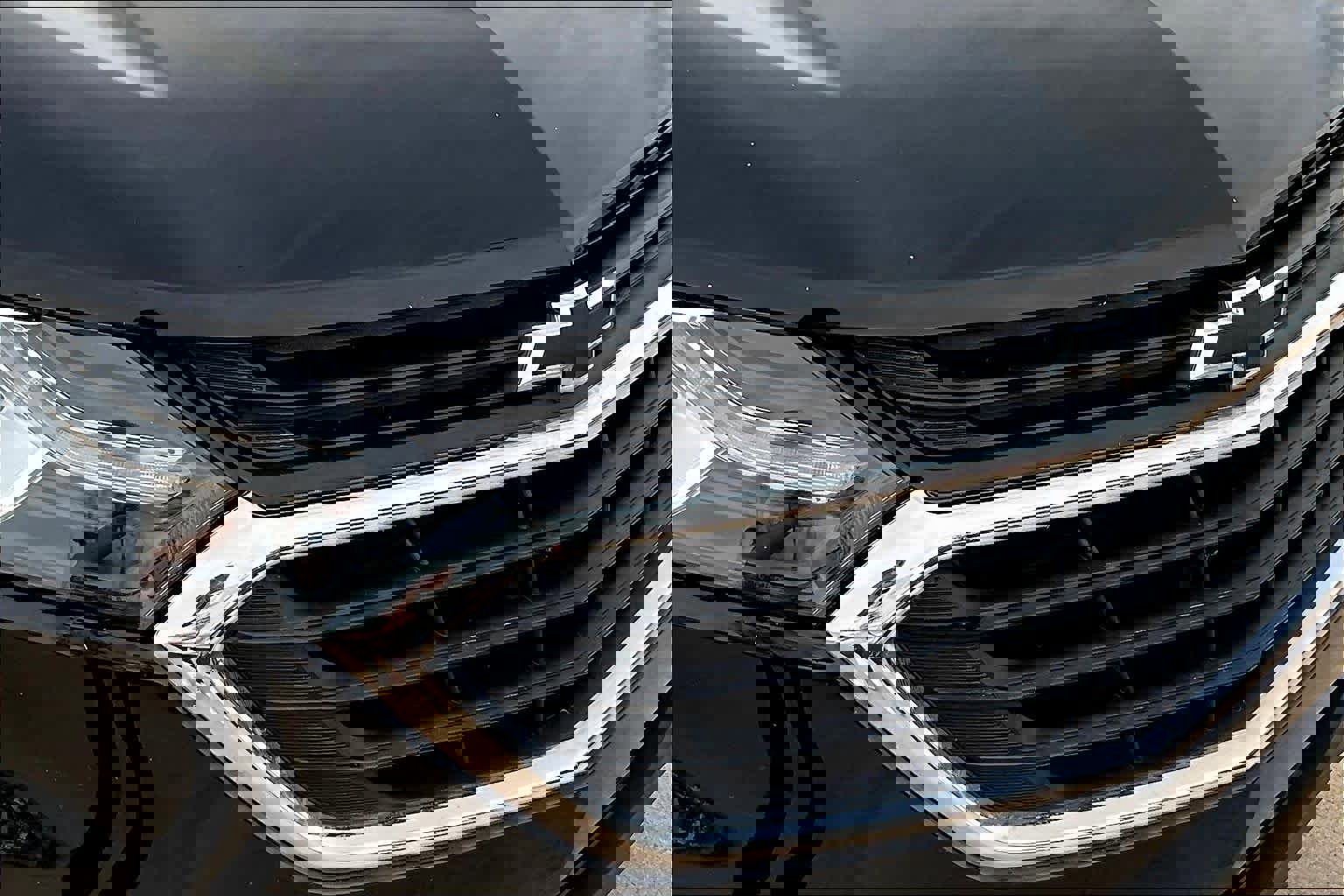 Used 2020 Chevrolet Equinox LT w/ Driver Convenience Package image 23