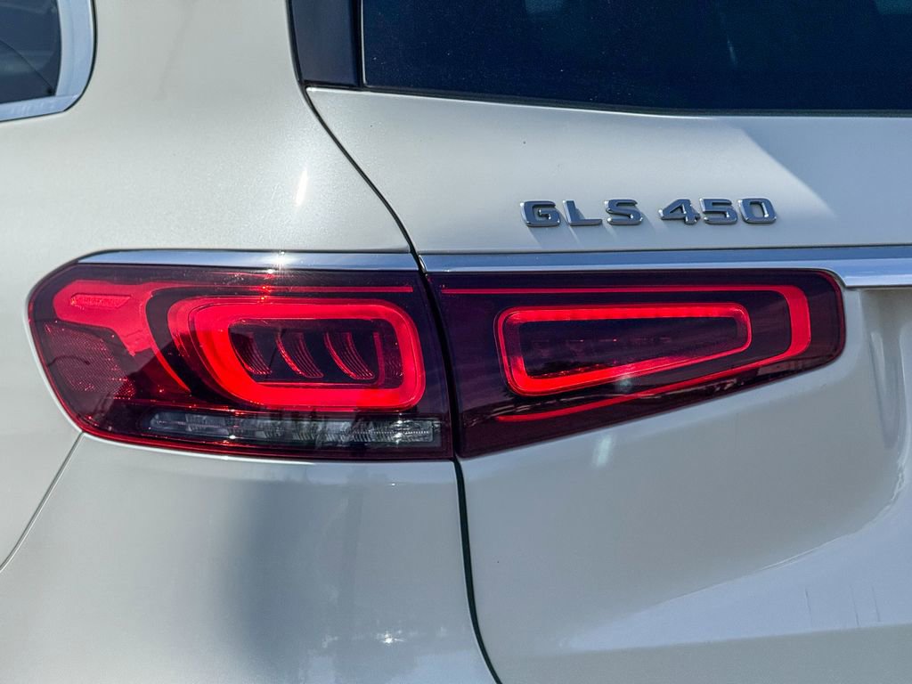 Certified 2022 Mercedes-Benz GLS 450 4MATIC image 9