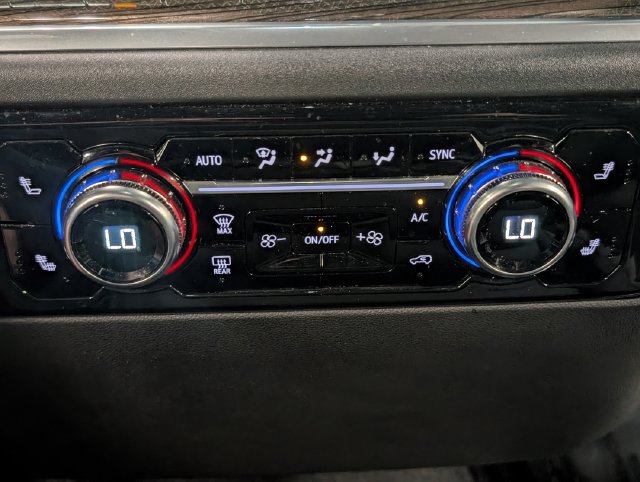 Used 2023 GMC Sierra 1500 Elevation AWD/4WD image 27