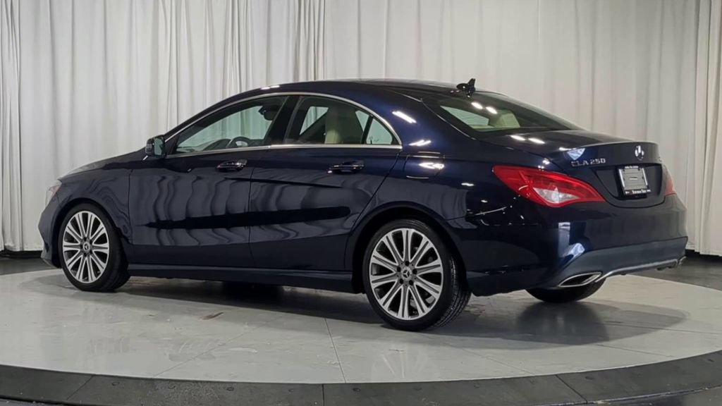 Used 2018 Mercedes-Benz CLA 250 4MATIC image 7