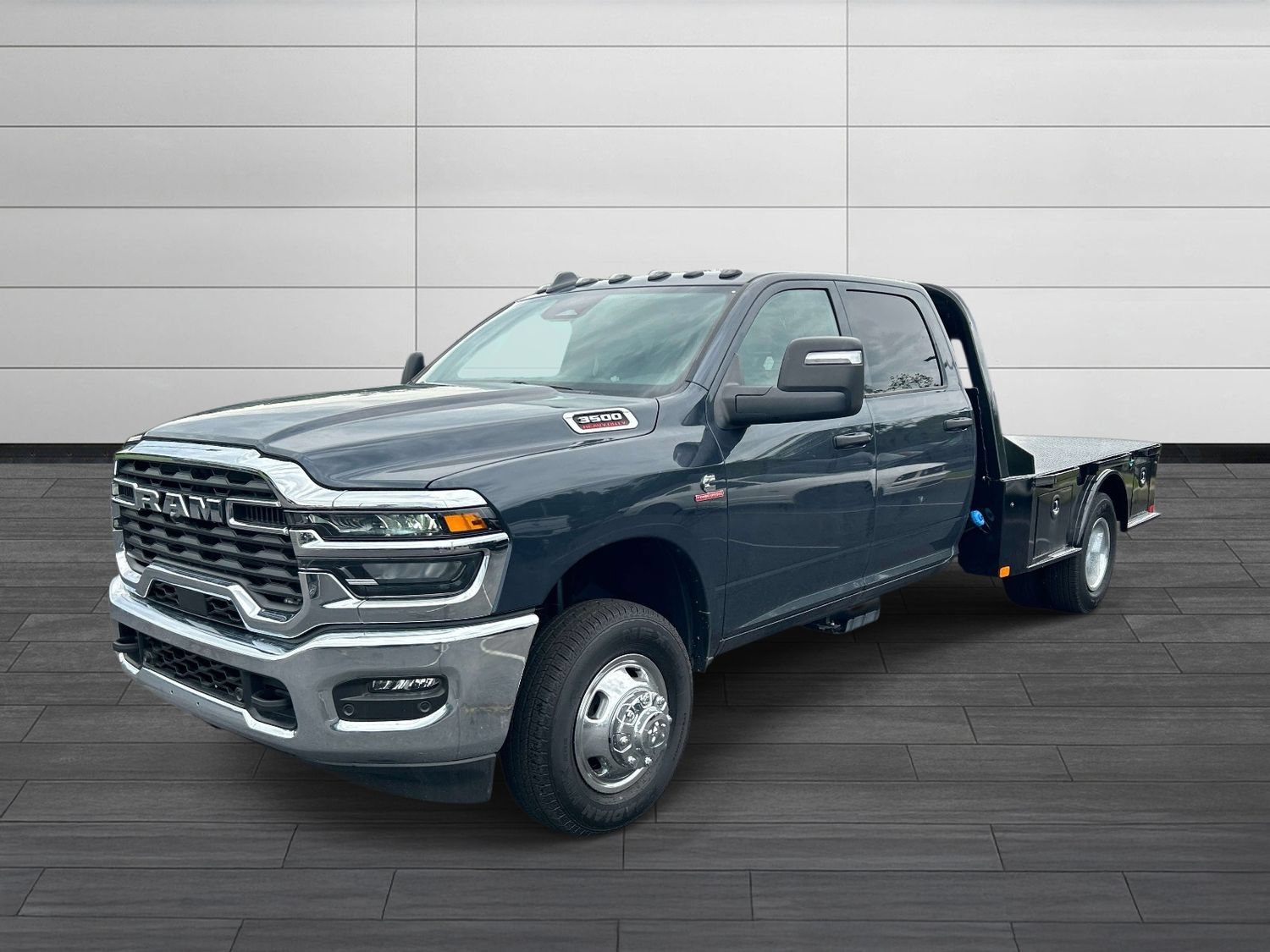 New 2026 RAM 3500 Tradesman w/ Chrome Appearance Group A AWD/4WD image 7