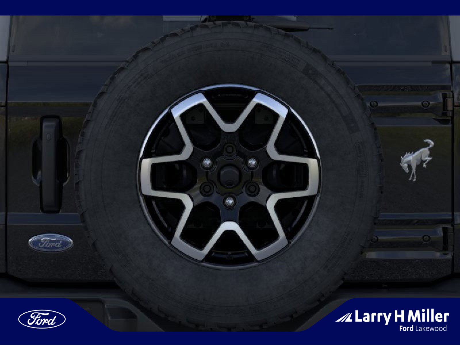 New 2026 Ford Bronco Outer Banks image 24