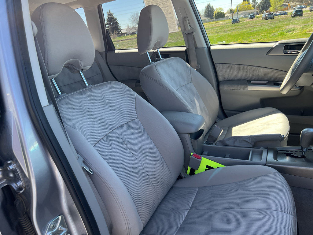 Used 2010 Subaru Forester 2.5X Premium AWD/4WD image 27