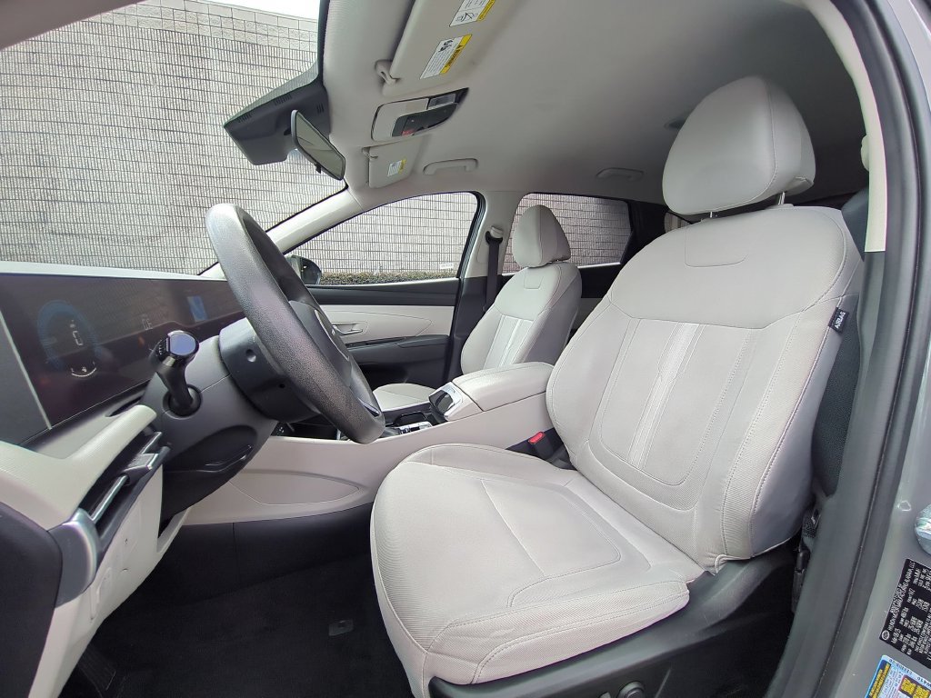 Used 2025 Hyundai Tucson SEL AWD/4WD image 24