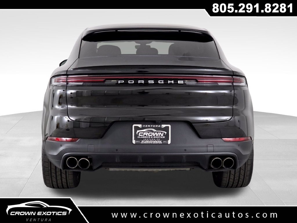 Used 2024 Porsche Cayenne S AWD/4WD image 6