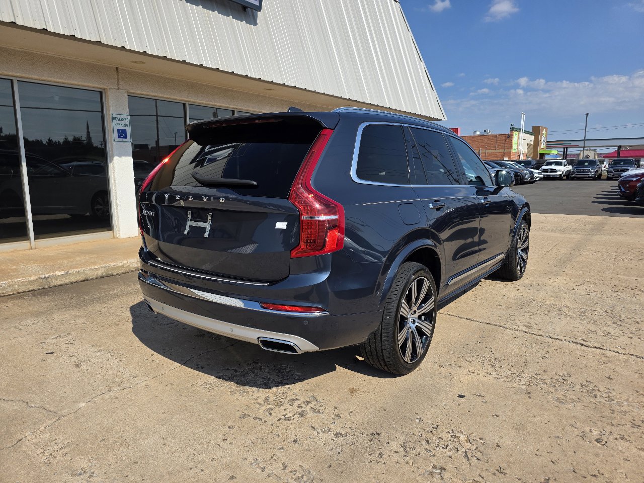 Used 2021 Volvo XC90 T8 Inscription w/ Lounge Package image 8