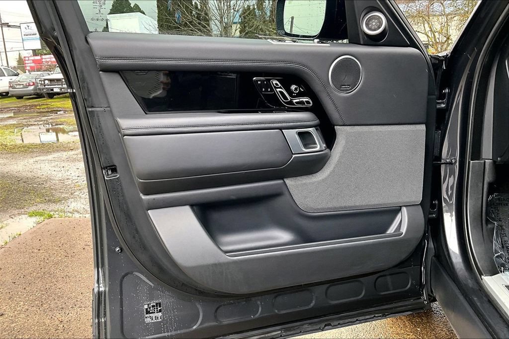 Used 2021 Land Rover Range Rover P525 Westminster Edition LWB AWD/4WD image 23