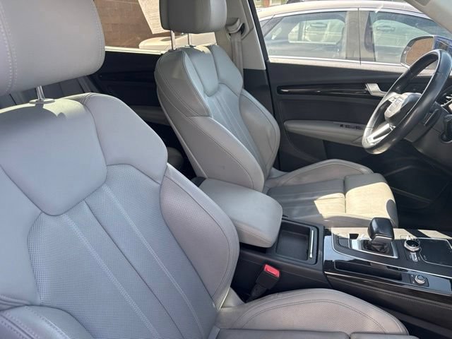 Used 2018 Audi Q5 Prestige AWD/4WD image 5